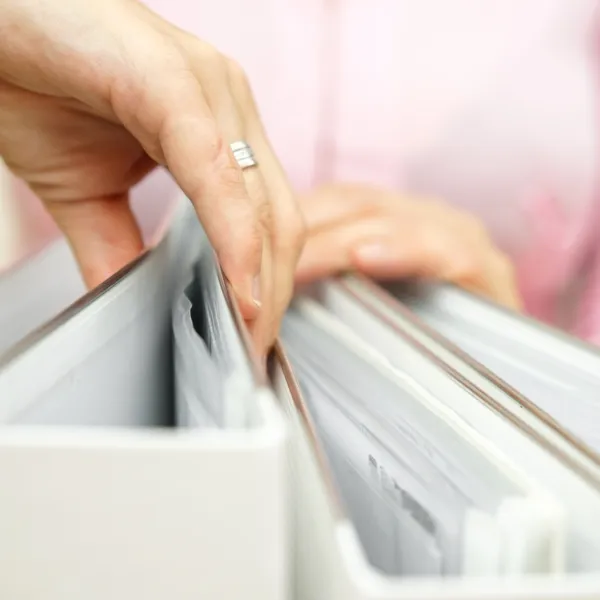 Vorschriften und Regeln