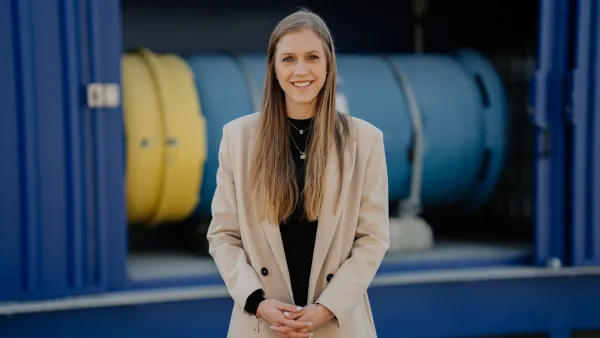 Porträt Pamela Teruel - Customer Quality Representative Air Liquide Electronics Germany