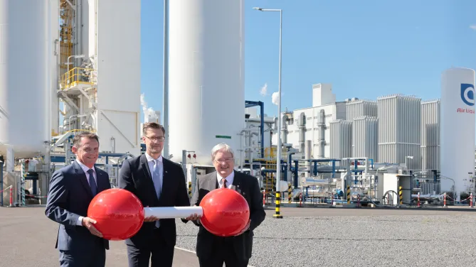 Investition in industrielle Infrastruktur